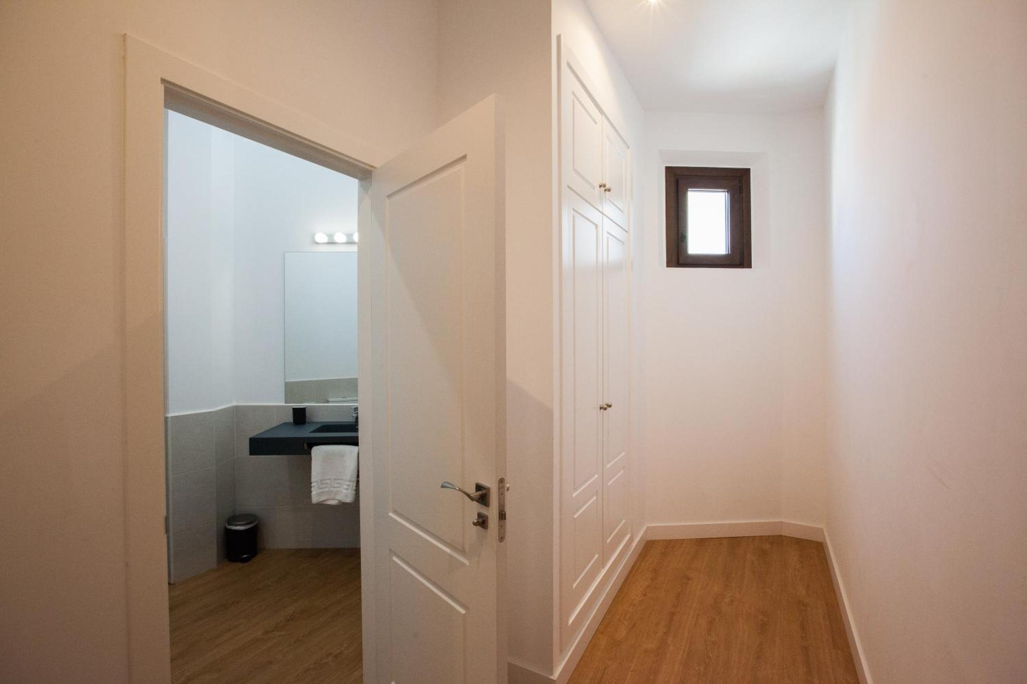 Apartamentos Setas Center Севиля Екстериор снимка