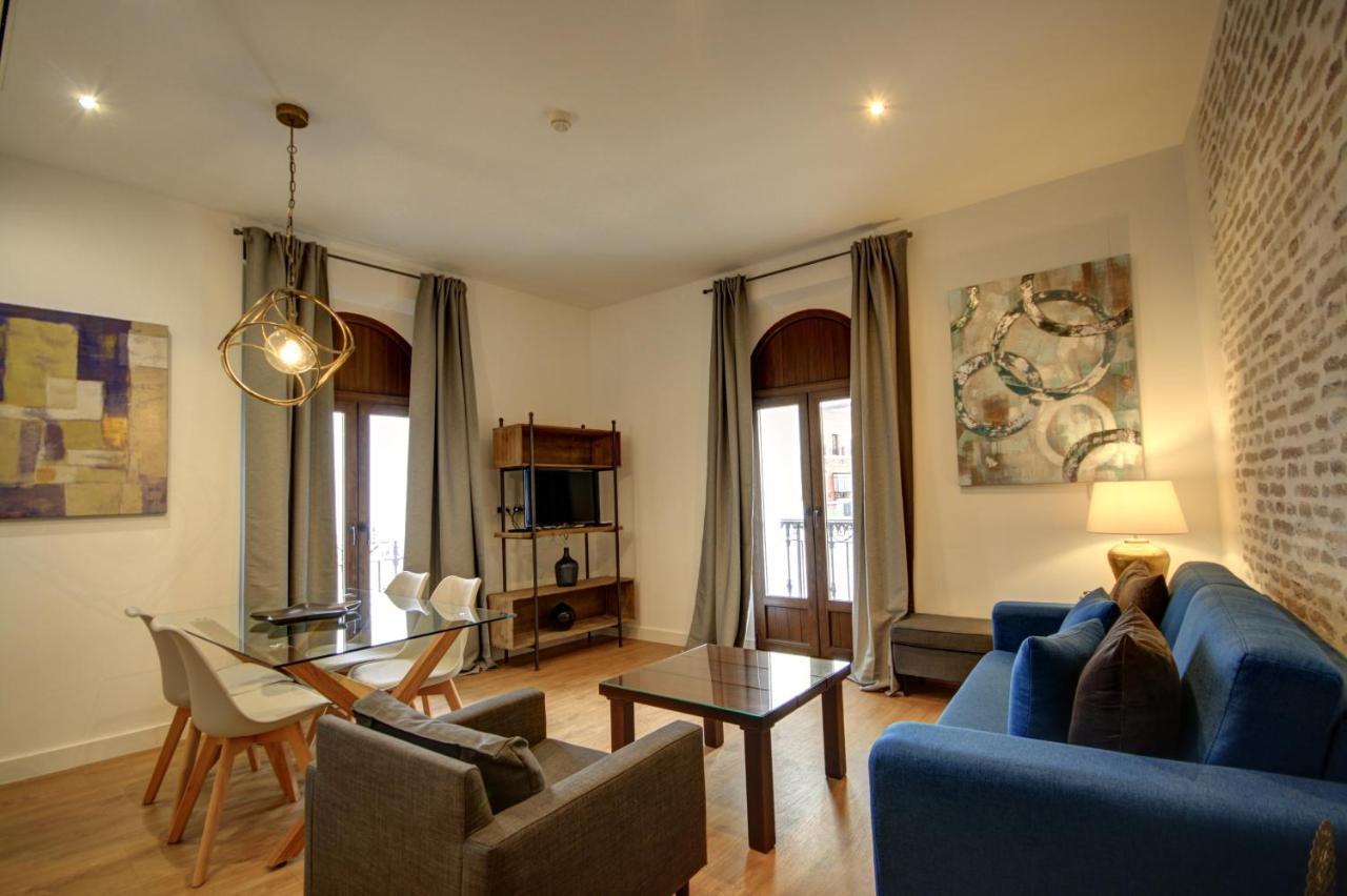 Apartamentos Setas Center Севиля Екстериор снимка