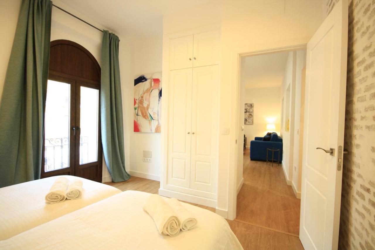 Apartamentos Setas Center Севиля Екстериор снимка
