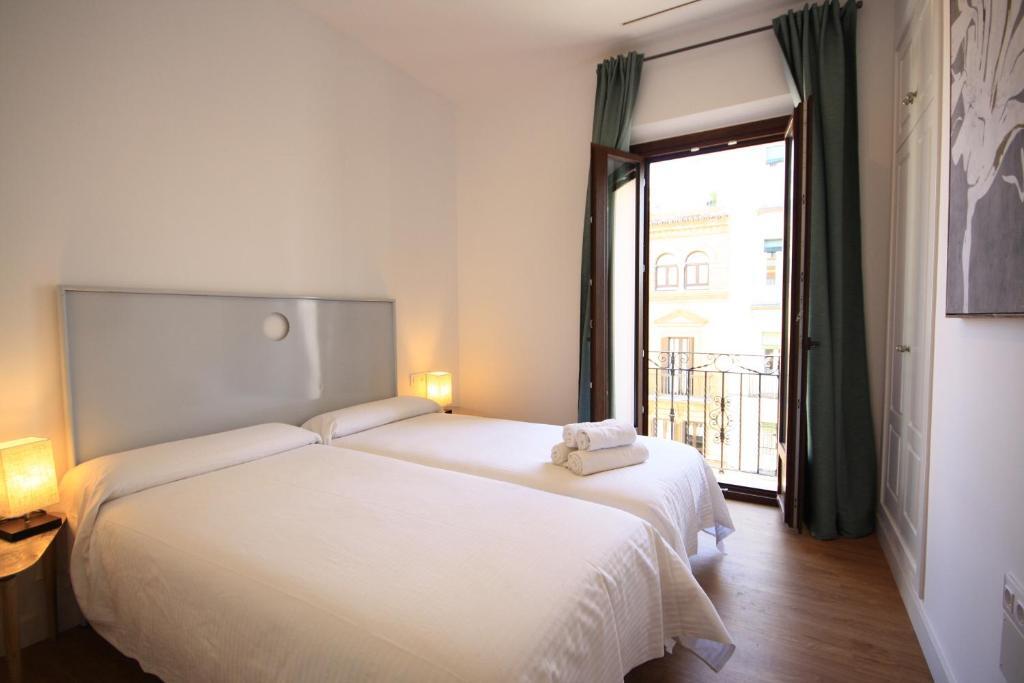 Apartamentos Setas Center Севиля Екстериор снимка