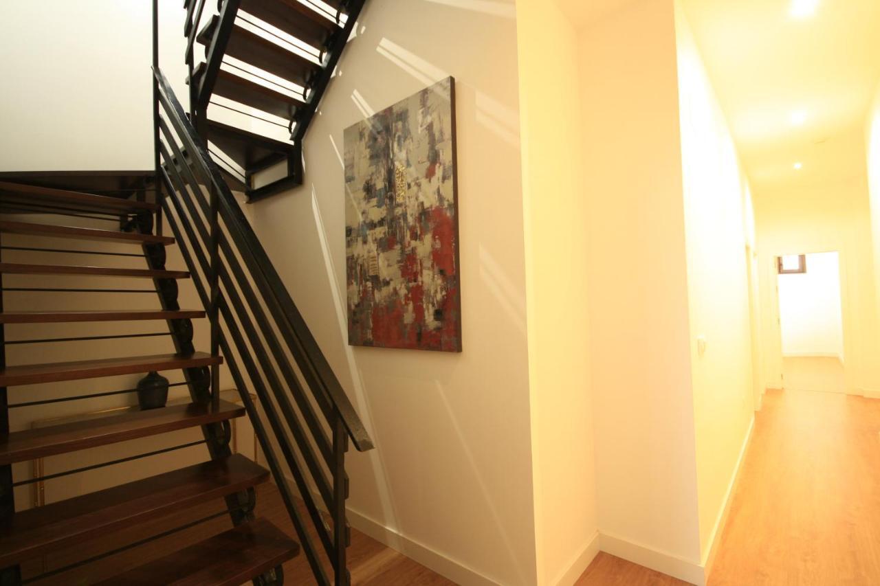 Apartamentos Setas Center Севиля Екстериор снимка